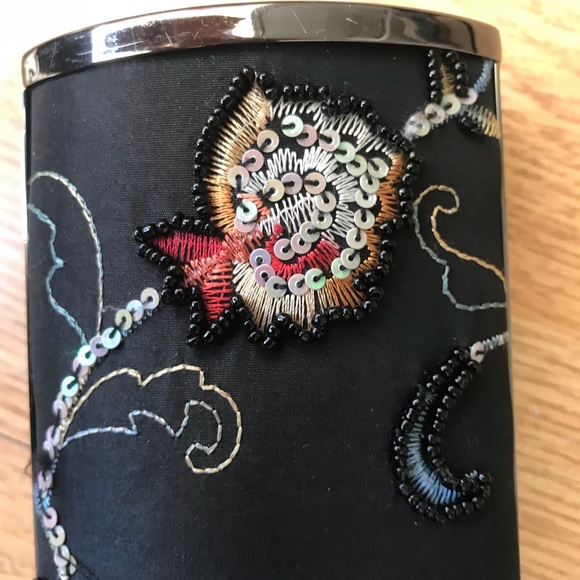 Black beaded clutch - Picture 3 of 5